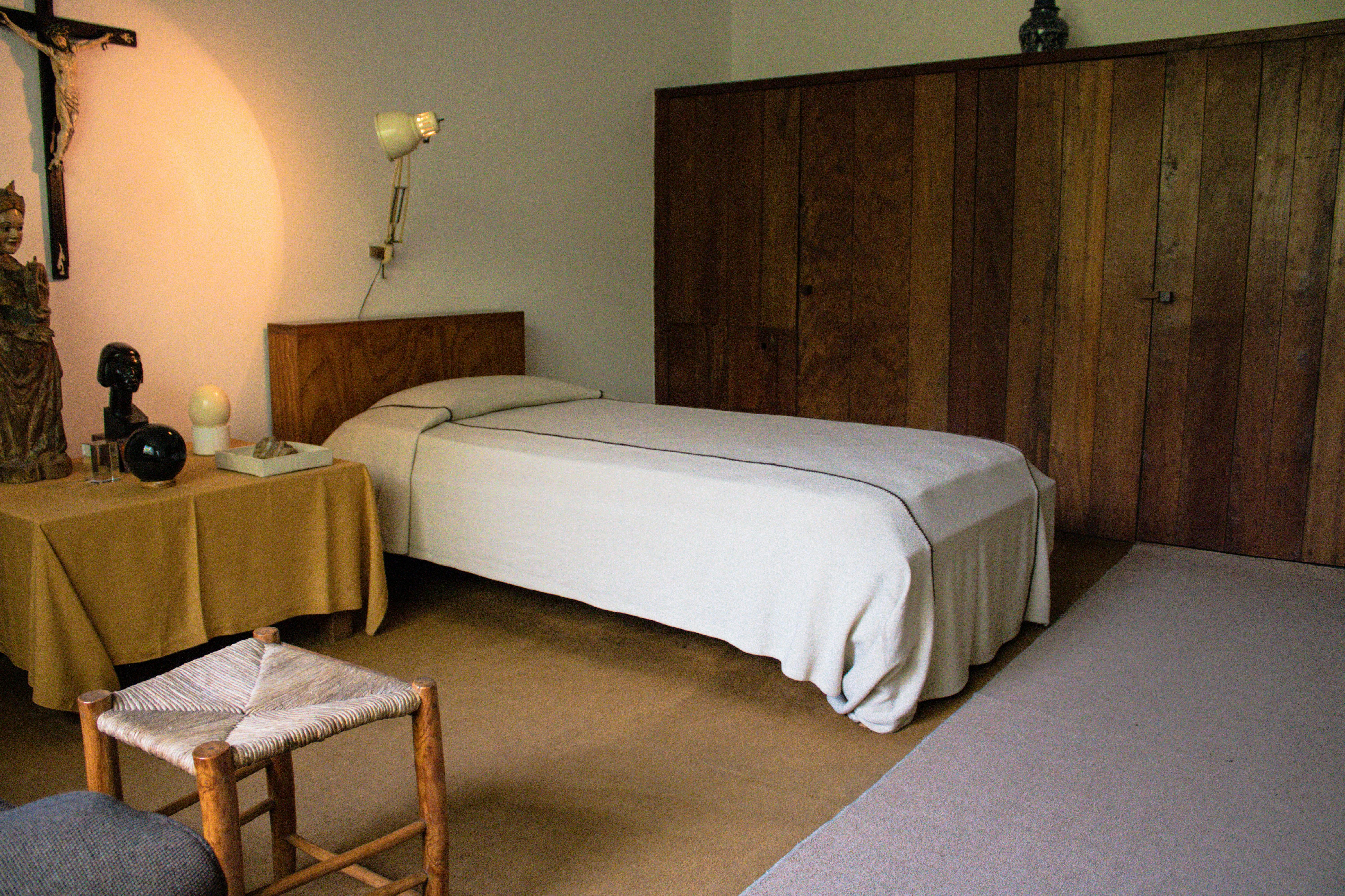 Entire Bungalow Kids room
